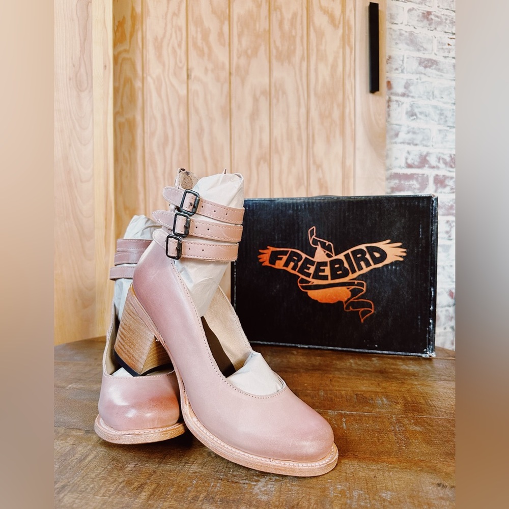 Freebird handmade leather - Randi style - Blush color - Size 8
